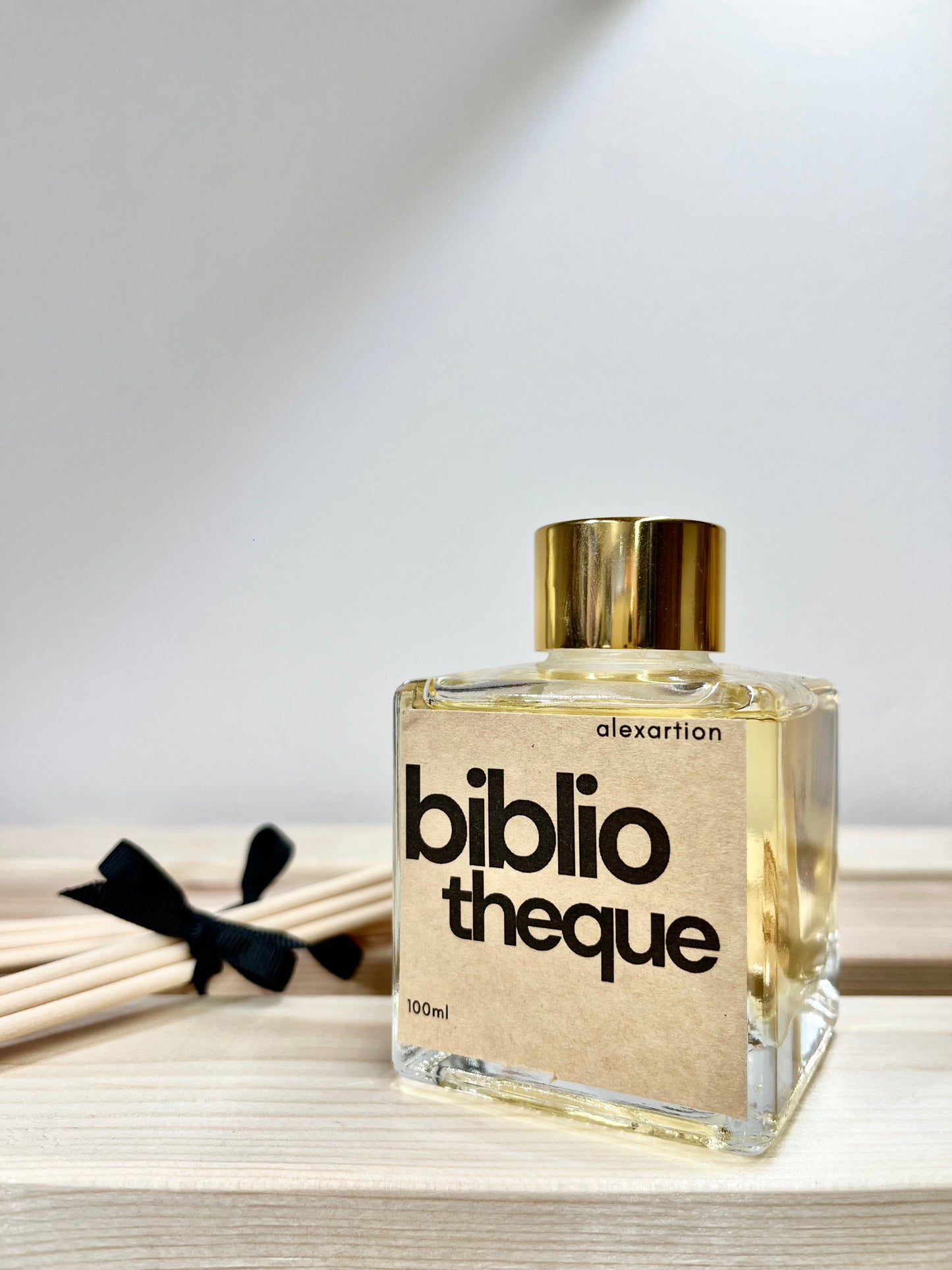 Αρωματικά Χώρου με Στίκς(Reed Diffusers)