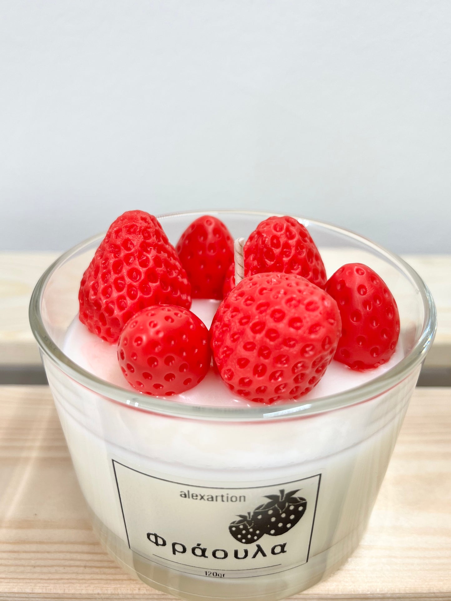Strawberry                              Φυτικό κερί σόγιας 120gr σε γυάλινο ποτήρι