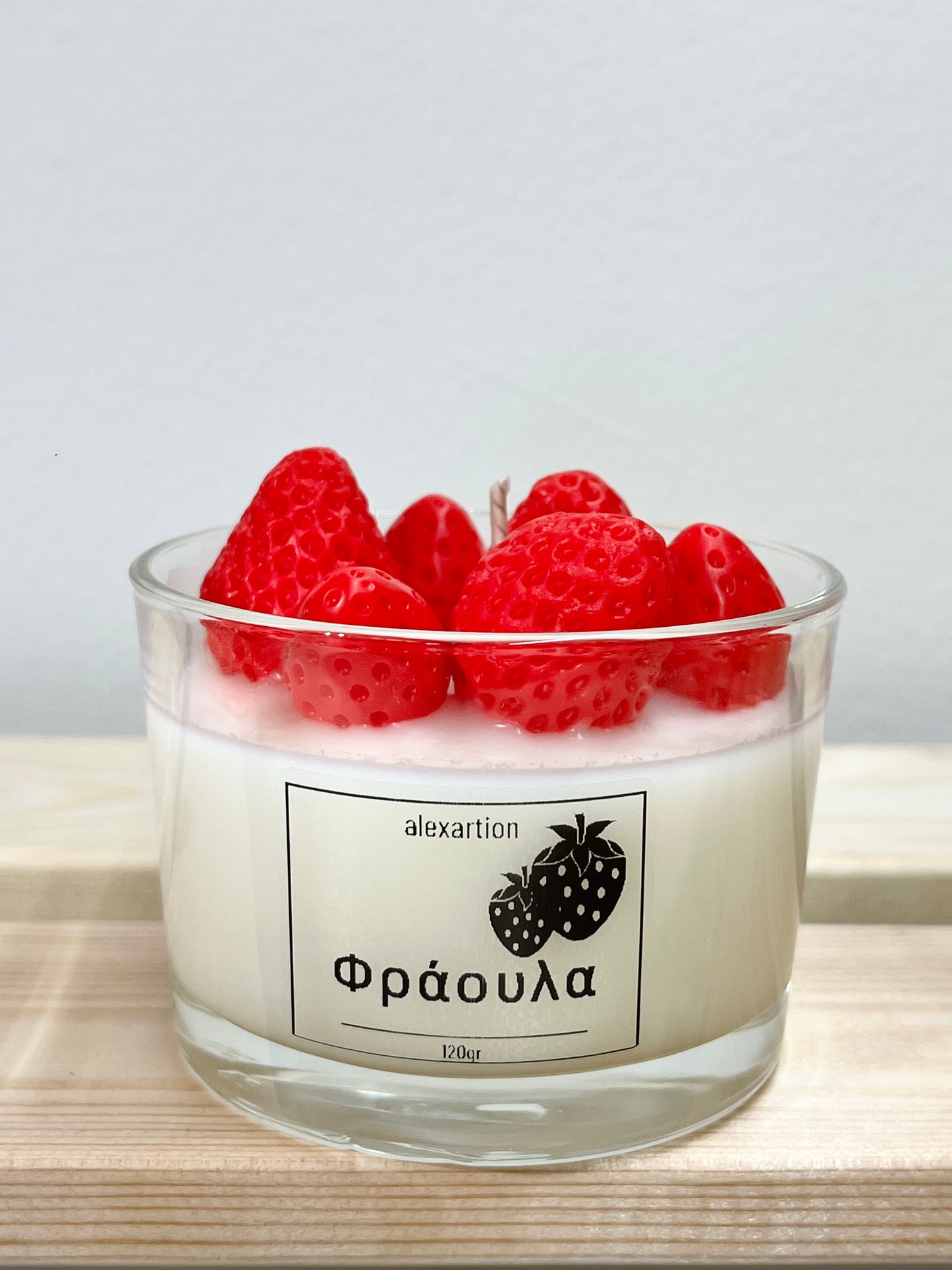 Strawberry                              Φυτικό κερί σόγιας 120gr σε γυάλινο ποτήρι