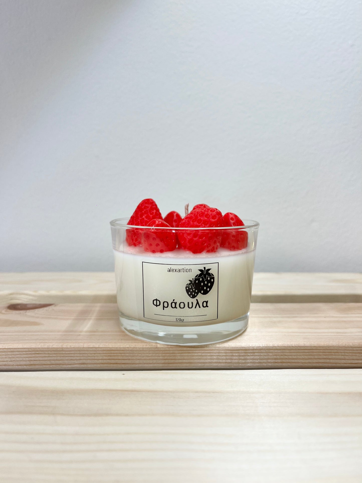 Strawberry                              Φυτικό κερί σόγιας 120gr σε γυάλινο ποτήρι